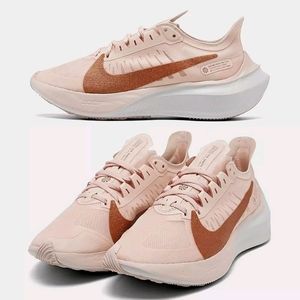 Nike zoom with glitter